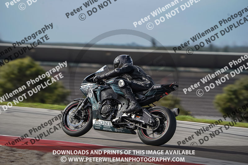 motorbikes;no limits;peter wileman photography;portimao;portugal;trackday digital images